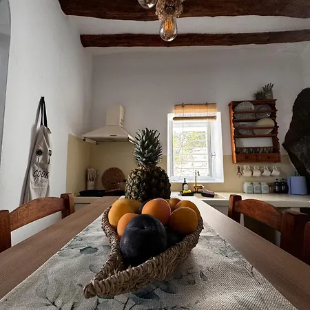 Elia House Rustic Oasis Hébergement de vacances